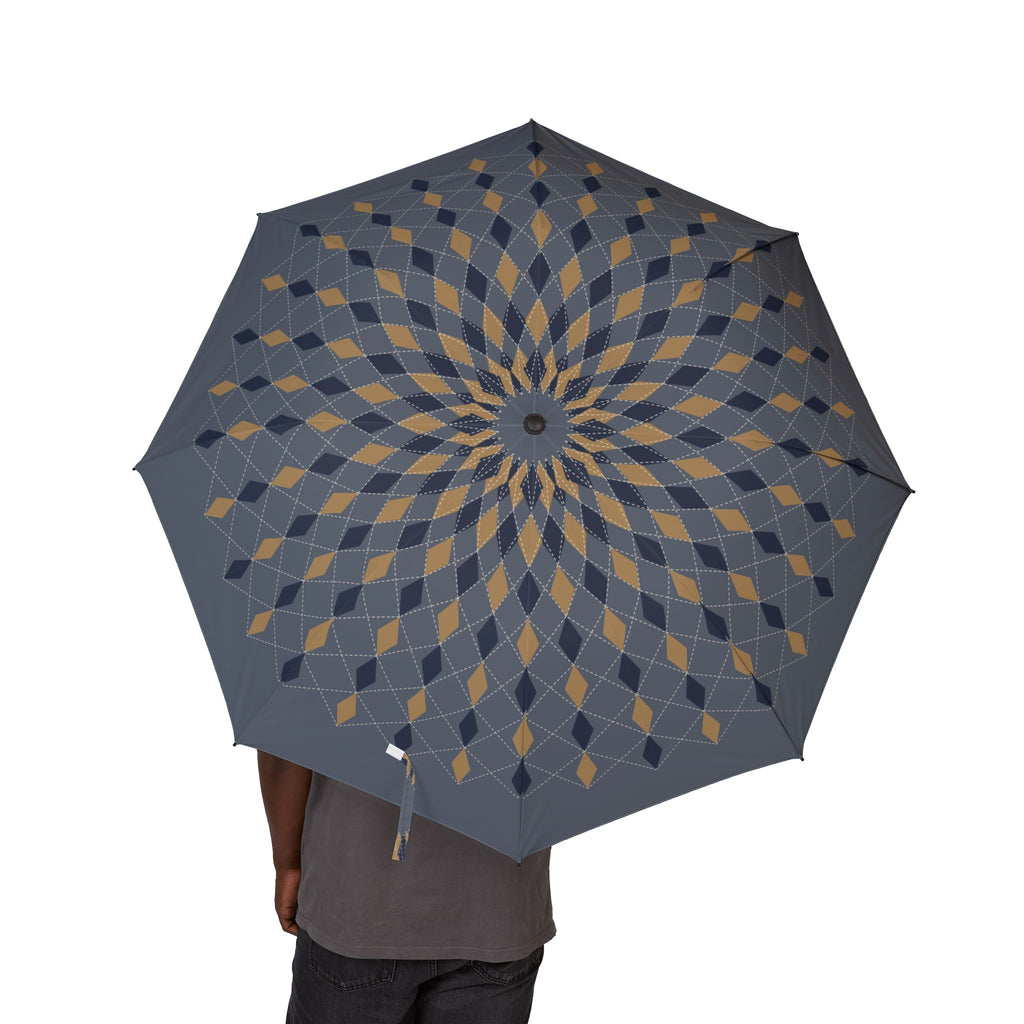 Person holding the Douglas argyle folding umbrella, canopy from above